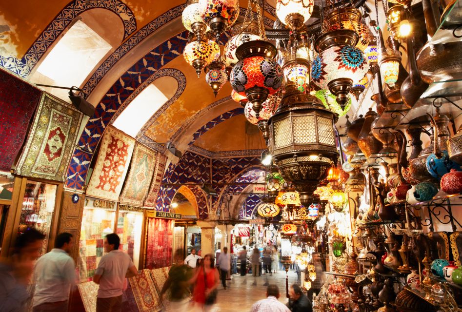 Istanbul: Secret City Treasures Private Tour with Lunch