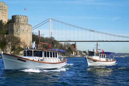 Istanbul: Secret City Treasures Private Tour with Lunch